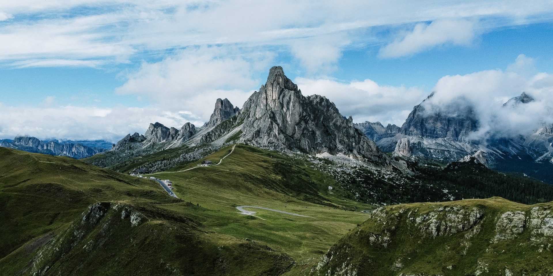 alex-turcu-aEXyyX3VCMg-unsplash