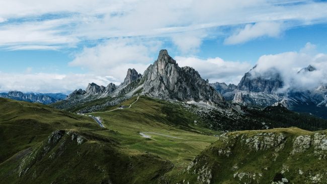 alex-turcu-aEXyyX3VCMg-unsplash