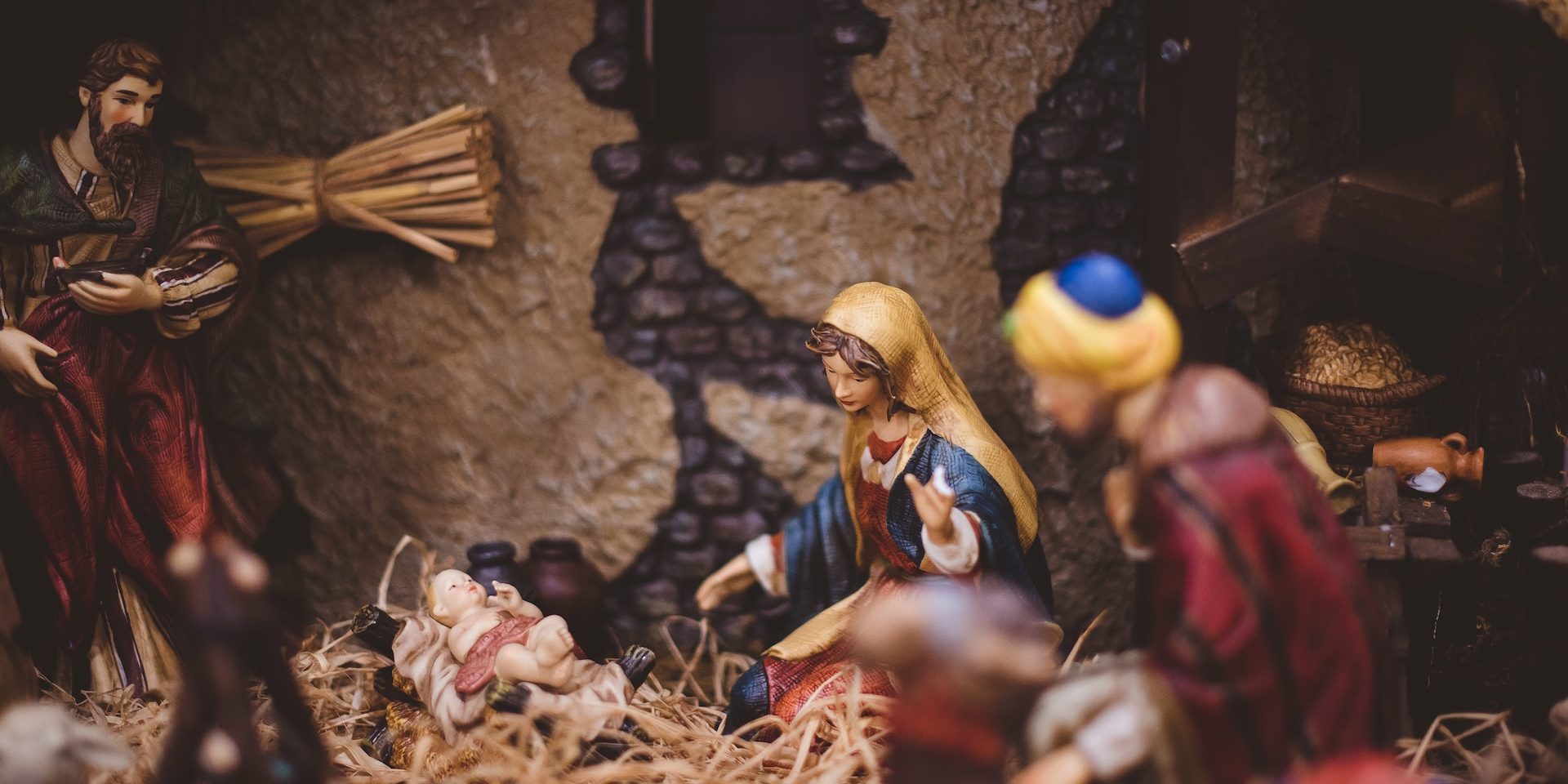 ben-white-eeFMC1UG_k8-unsplash