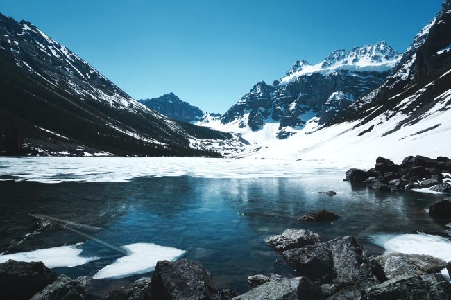 maarten-van-den-heuvel-ynehkSV-Awc-unsplash